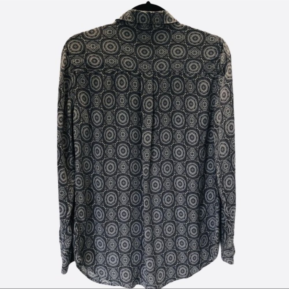 EQUIPMENT Signature Slim 100% Silk Gray Medallion - Picture 2 of 10